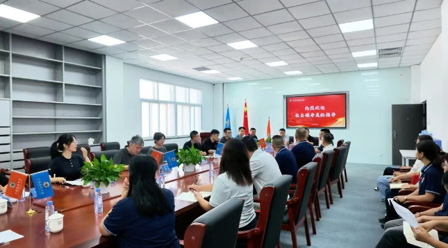 规范办学促发展｜顺义区教委考察验收组莅临汇德高级中学开展开学验收